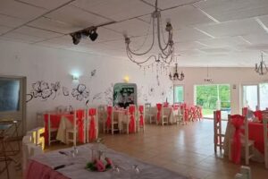 SAL&Oacute;N DE EVENTOS LOS PINITOS