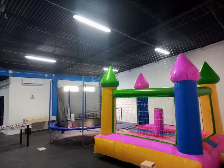 Sal&oacute;n de eventos &ldquo;NUESTRO LUGAR&rdquo;