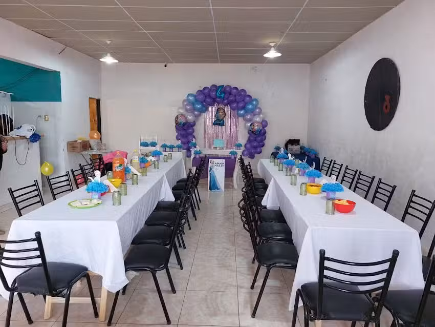 SAL&Oacute;N DE EVENTOS PRINCIPITOS