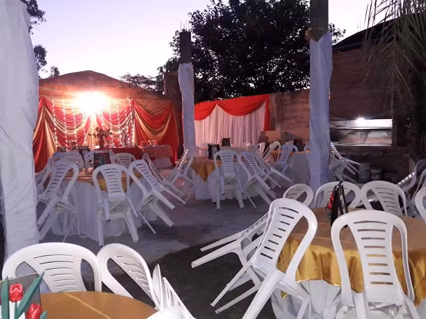 Sal&oacute;n de eventos PUNTO CLAVE