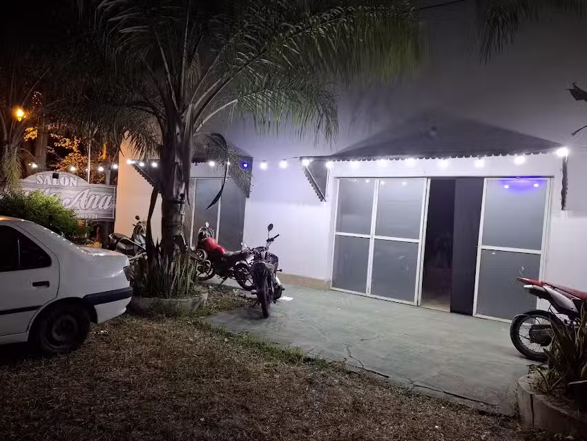 SALON DE EVENTOS SANTA ANA