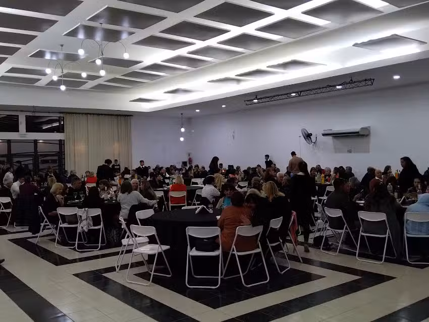 Sal&oacute;n de Eventos Versalles