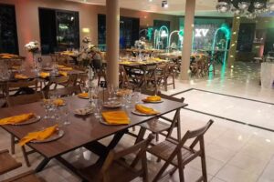 Sal&oacute;n de fiesta Change