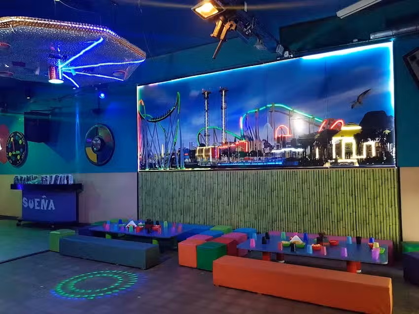 Salon de Fiesta Sue&ntilde;a