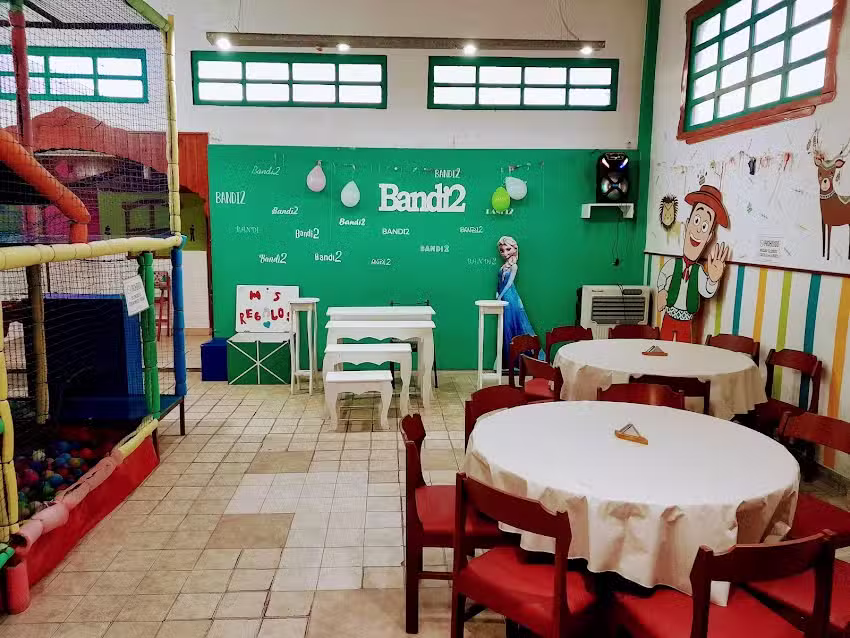 Sal&oacute;n de fiestas Bandi2