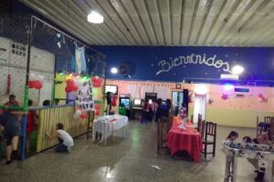 Salon De Fiestas Chocolate