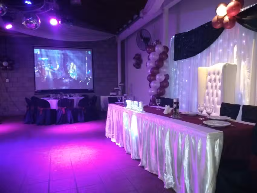 Sal&oacute;n de Fiestas &ldquo;El Encuentro&rdquo;