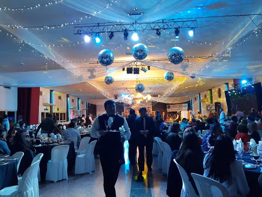 Salon de Fiestas Elegance