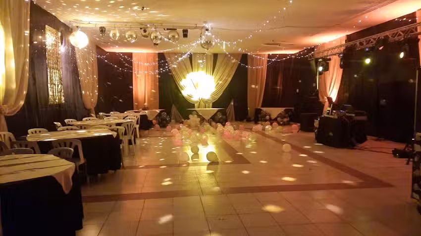 Sal&oacute;n de Fiestas Ensue&ntilde;o