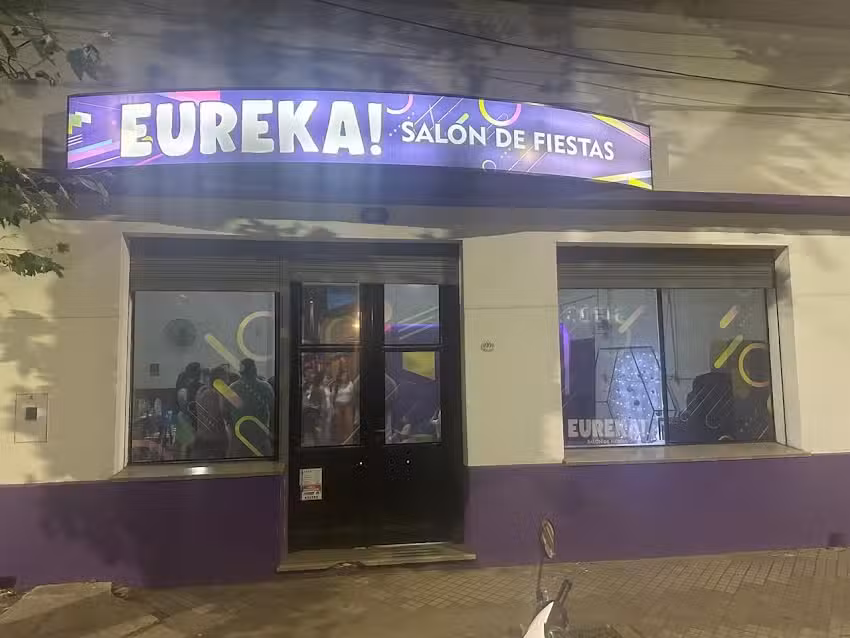 Salon de fiestas EUREKA
