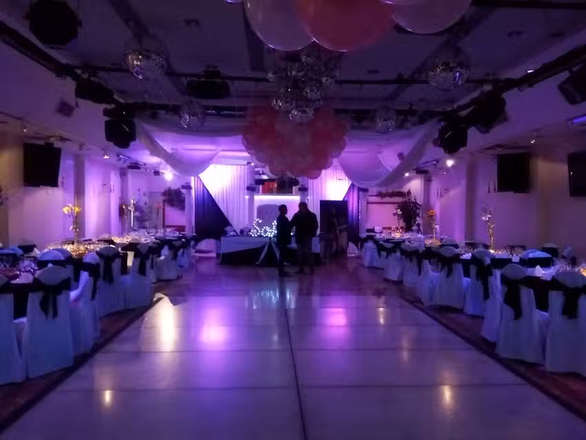 Sal&oacute;n de Fiestas Gilc&eacute;