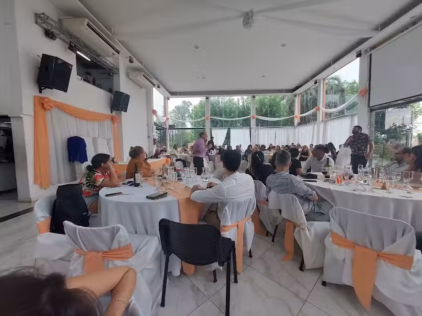 SALON DE FIESTAS JANO&rsquo;S MERLO 2