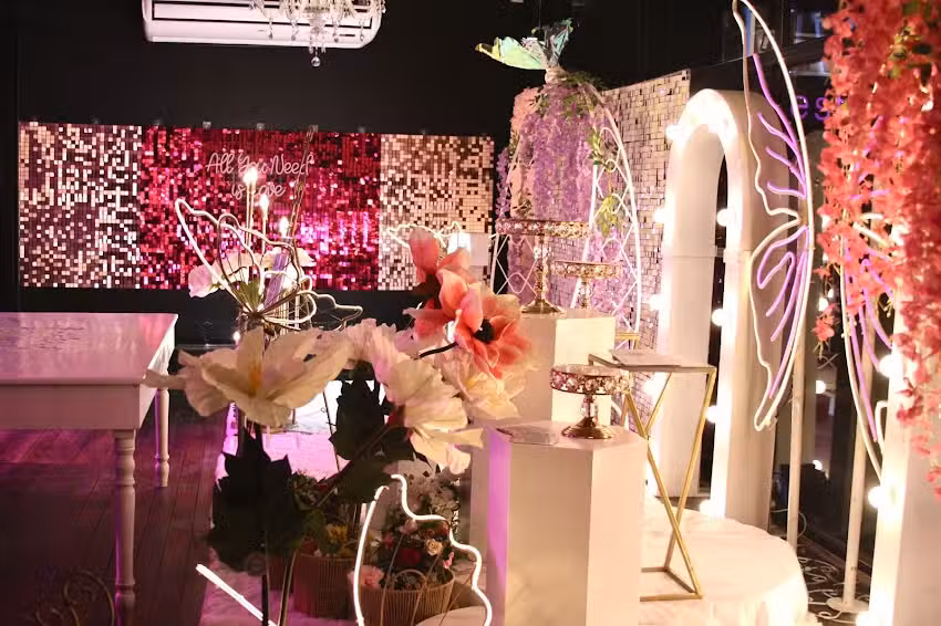 SALON DE FIESTAS LOVE