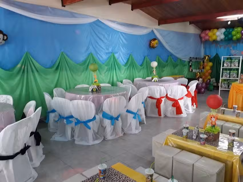 Sal&oacute;n De Fiestas &ldquo;Mundo M&aacute;gico&rdquo;