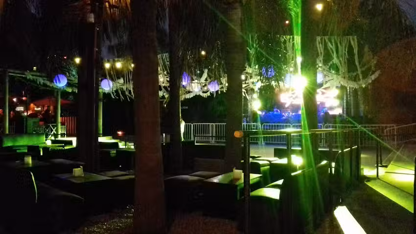 Sal&oacute;n de Fiestas Planeta Magico