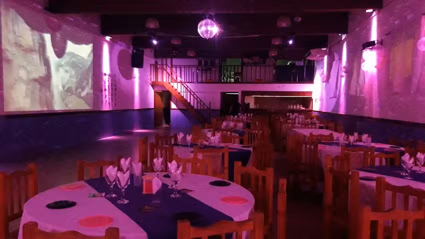 Sal&oacute;n de fiestas &ndash; Sal&oacute;n de Eventos Club Pueyrred&oacute;n de Burzaco