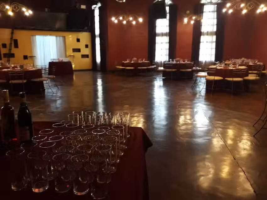 Sal&oacute;n de las Antorchas