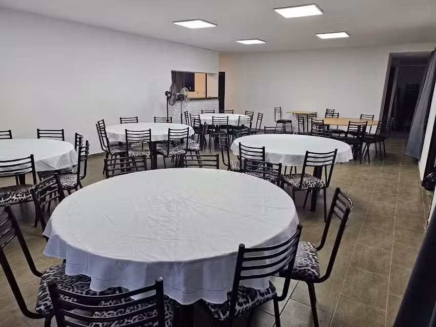 Sal&oacute;n F&F eventos