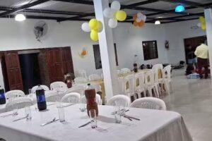 Sal&oacute;n Iba&ntilde;ez