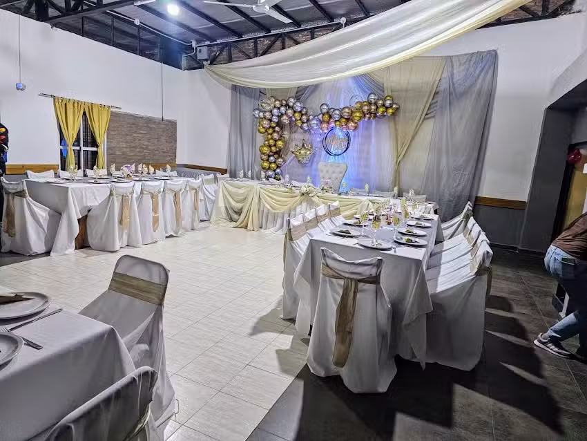 SALON &ldquo;JS&rdquo;