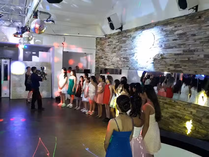 Sal&oacute;n Kek&eacute; Yerba Buena ( ex Las Lomas)