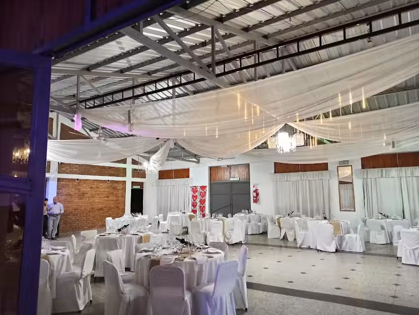 Sal&oacute;n La Carmela