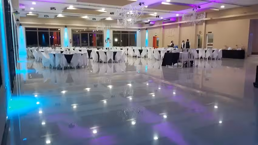 Sal&oacute;n La Colonia