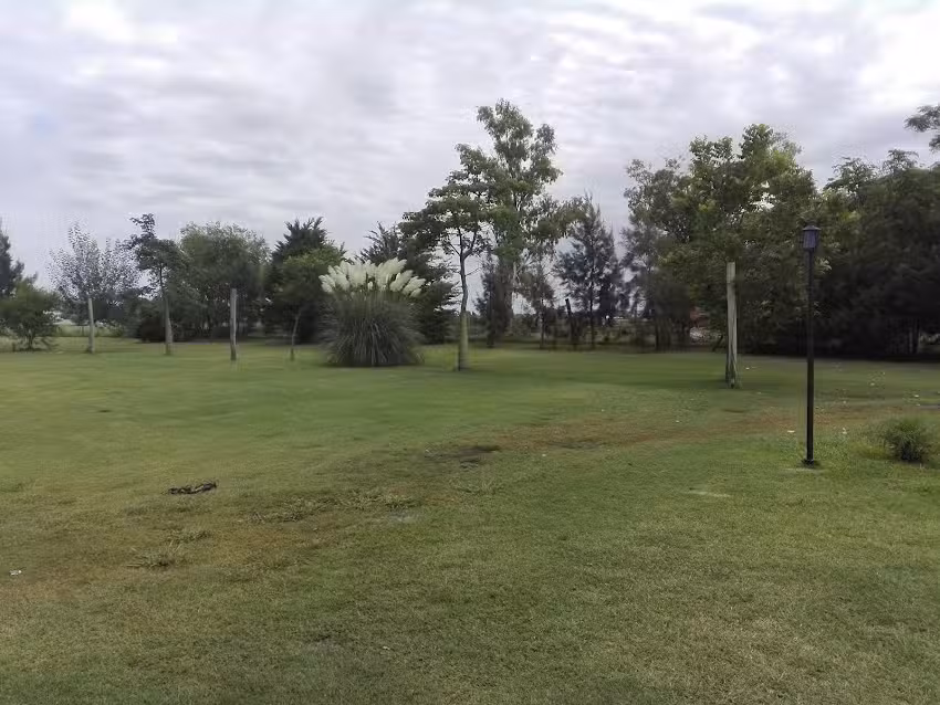 Sal&oacute;n Las Casuarinas