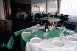 Sal&oacute;n Los Lapachos