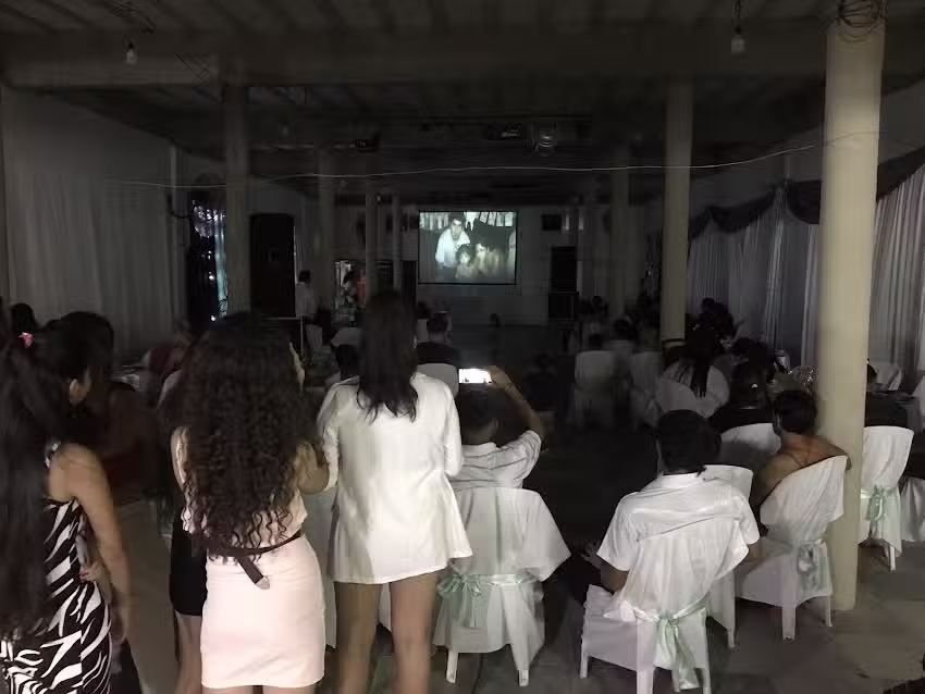 Sal&oacute;n Mis sue&ntilde;os Nina