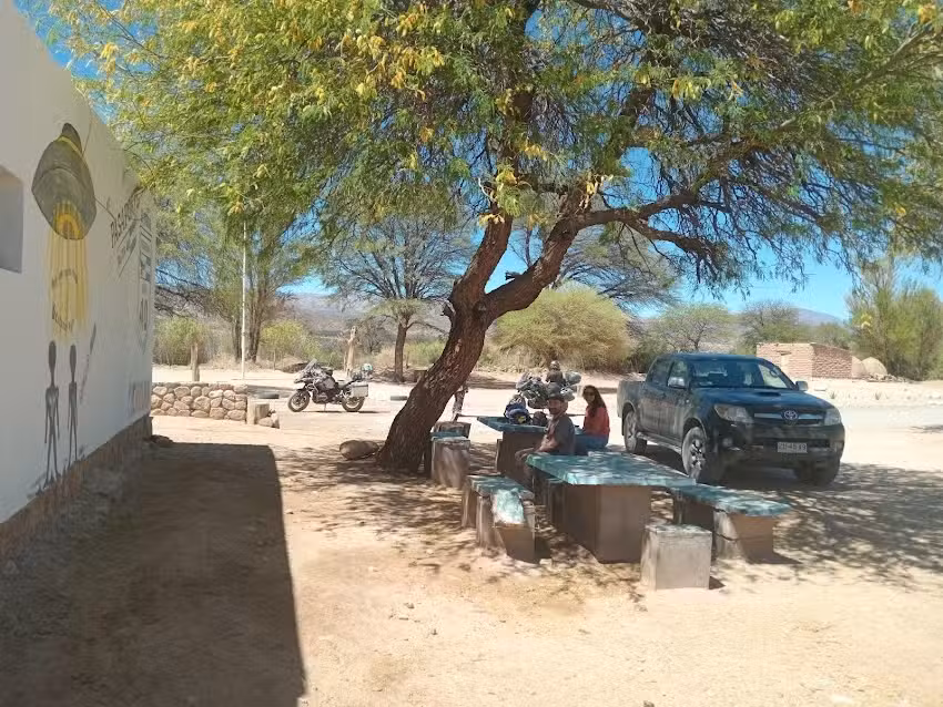 Salon San Cayetano (El Barrial)