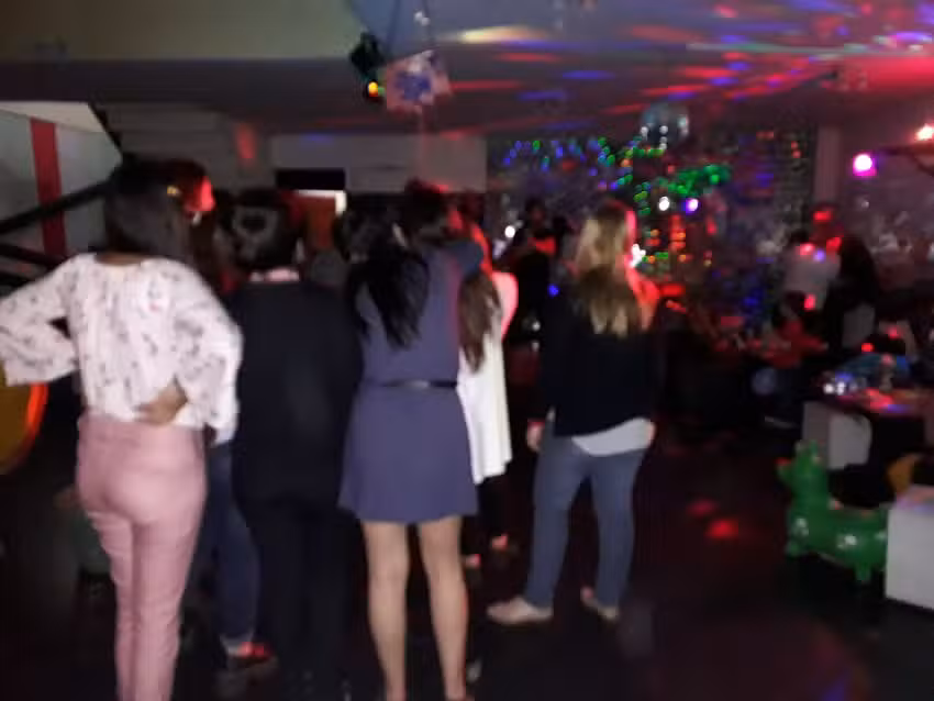 Sal&oacute;n Sucundrule