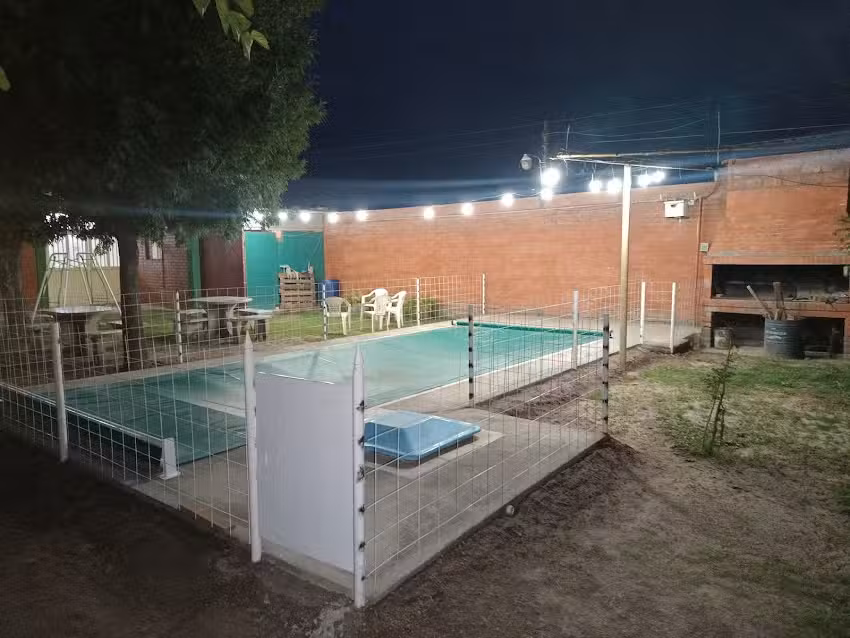 Sal&oacute;n Tres Soles