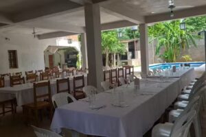 Salón y Pileta Divar