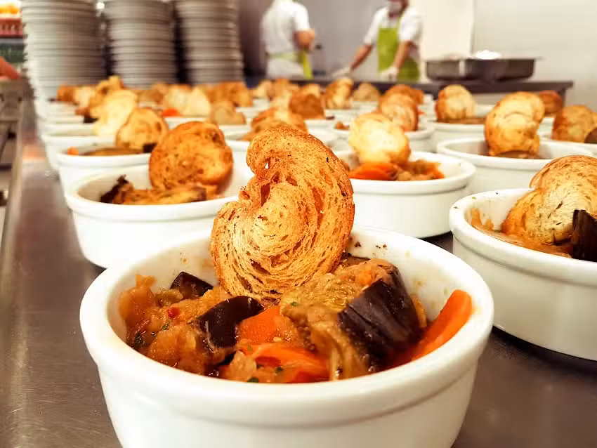 Sano y Bueno Gastronom&iacute;a Integral