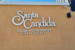 Santa Candida Sal&oacute;n Multieventos