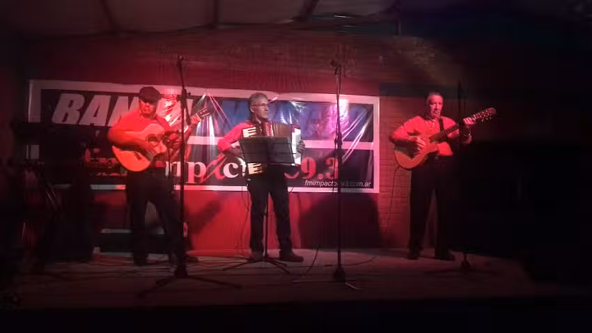 S&rsquo;combro bailable sal&oacute;n de eventos