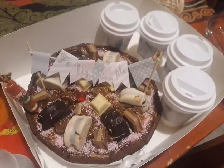 SERVICIO DE CATERING &ldquo;BUEN PROVECHO&rdquo;ELABORACION DE COMIDAS Y MESA DE DULCES COCINA A DOMICILIO