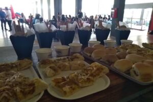 𝚝𝚊𝚔𝚢𝚜 𝚎𝚟𝚎𝚗𝚝𝚘𝚜 𝚙𝚒𝚣𝚣𝚊