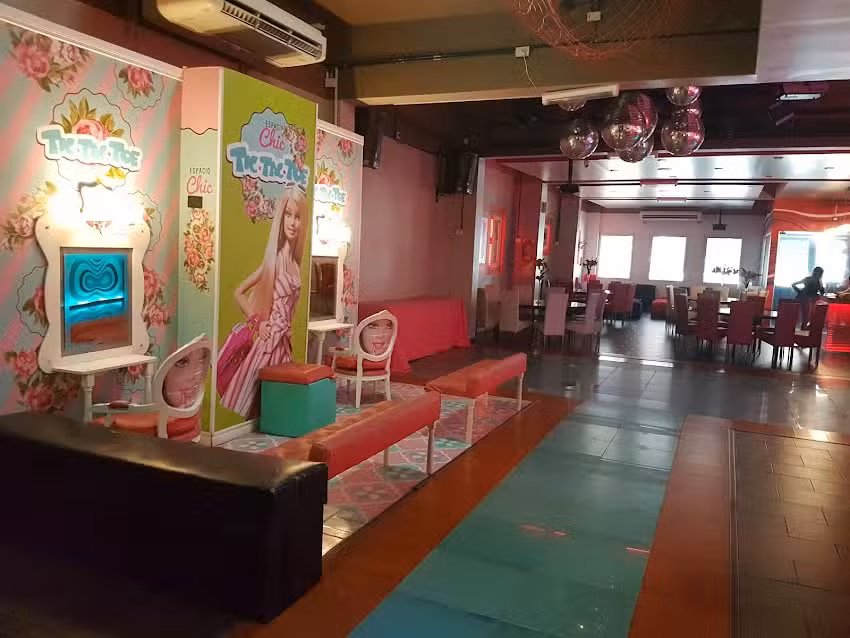 Tic &ndash; Tac &ndash; Toe Sal&oacute;n De Fiestas