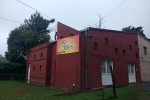 TRES SOLES SALON DE FIESTAS