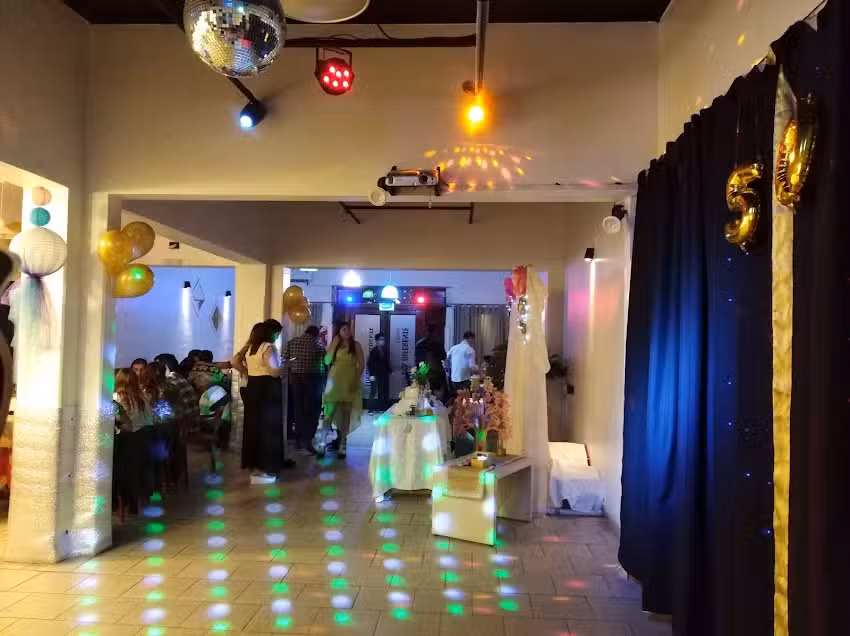 Un Dia Diferente Fiestas