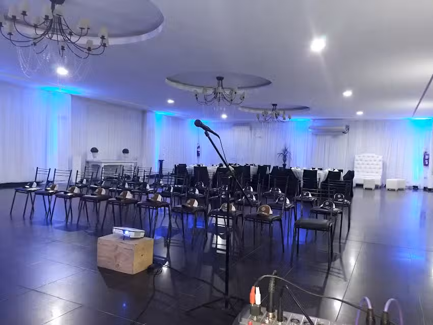 Veronica Vera Sal&oacute;n De Eventos