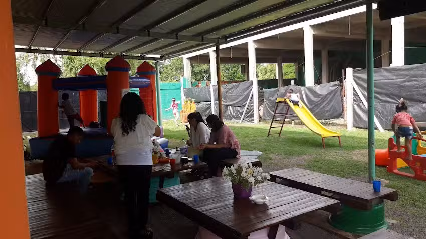 Yoli Eventos Salon de fiestas