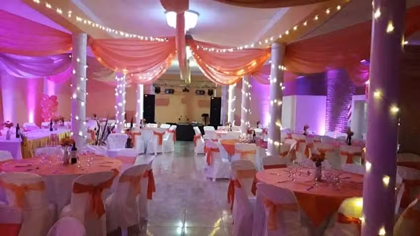 Zafiro Sal&oacute;n de Eventos